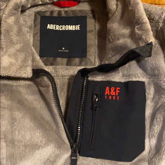 Abercrombie & Fitch osito fleece - Picture 3 of 3